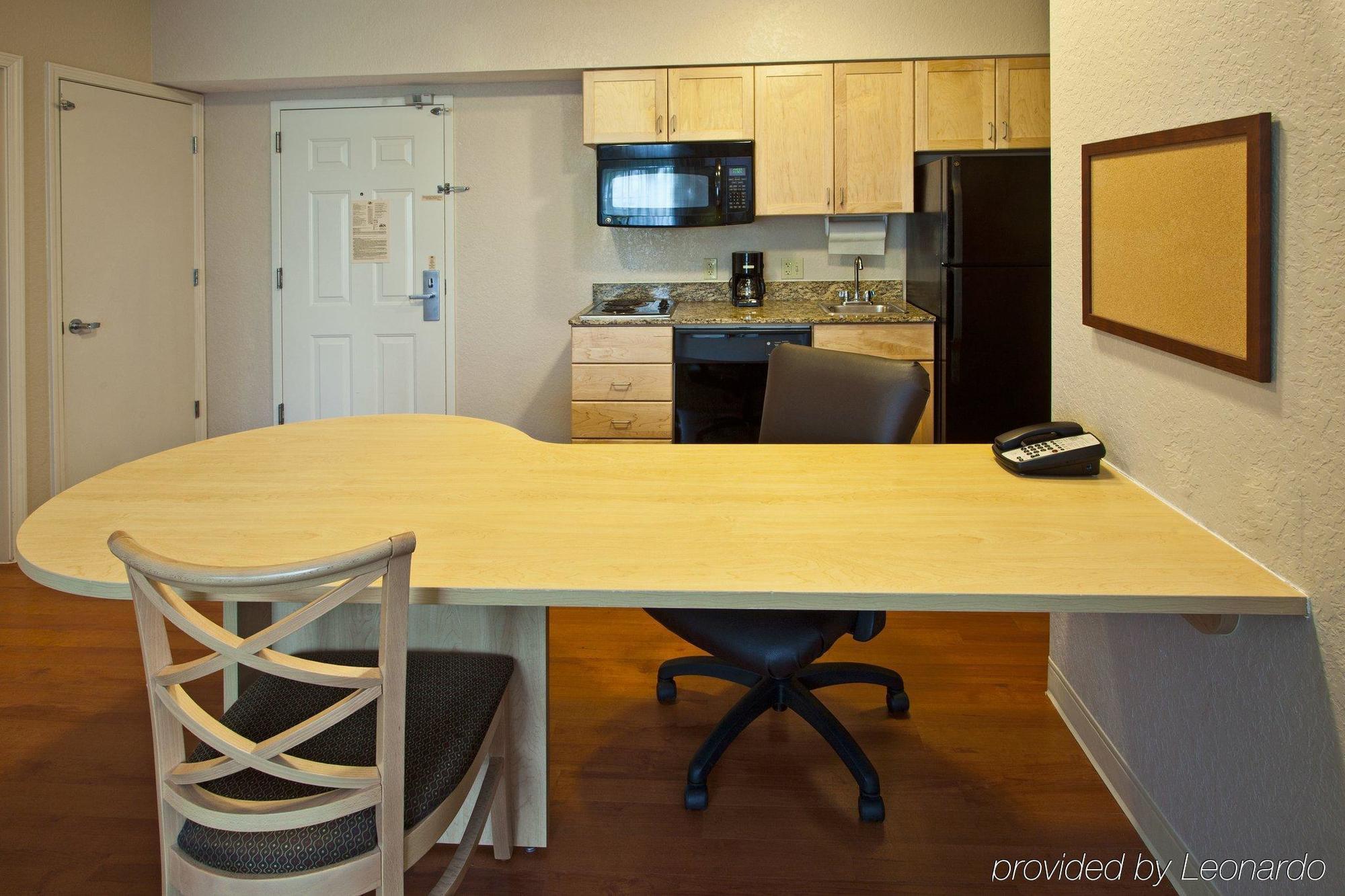 Candlewood Suites Fort Myers Interstate 75 By Ihg Zimmer foto