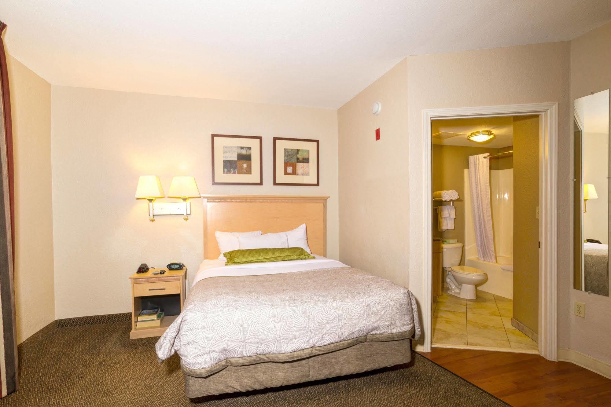 Candlewood Suites Fort Myers Interstate 75 By Ihg Exterior foto
